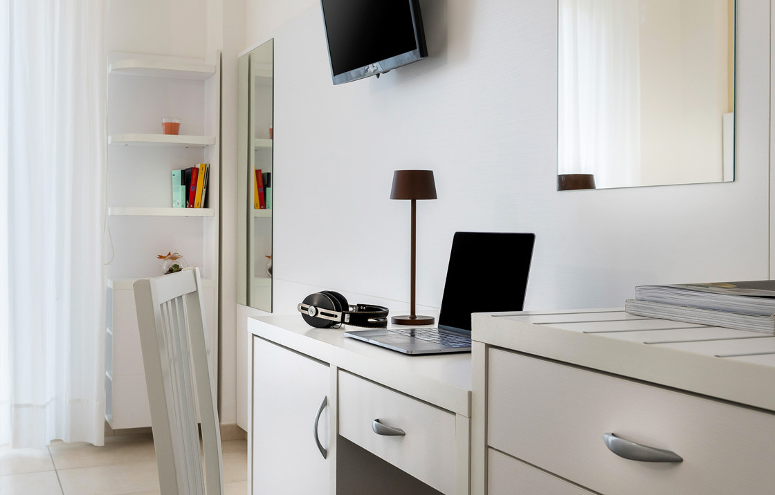 media.Camera-Comfort-04-Hotel-Aqua-Cattolica